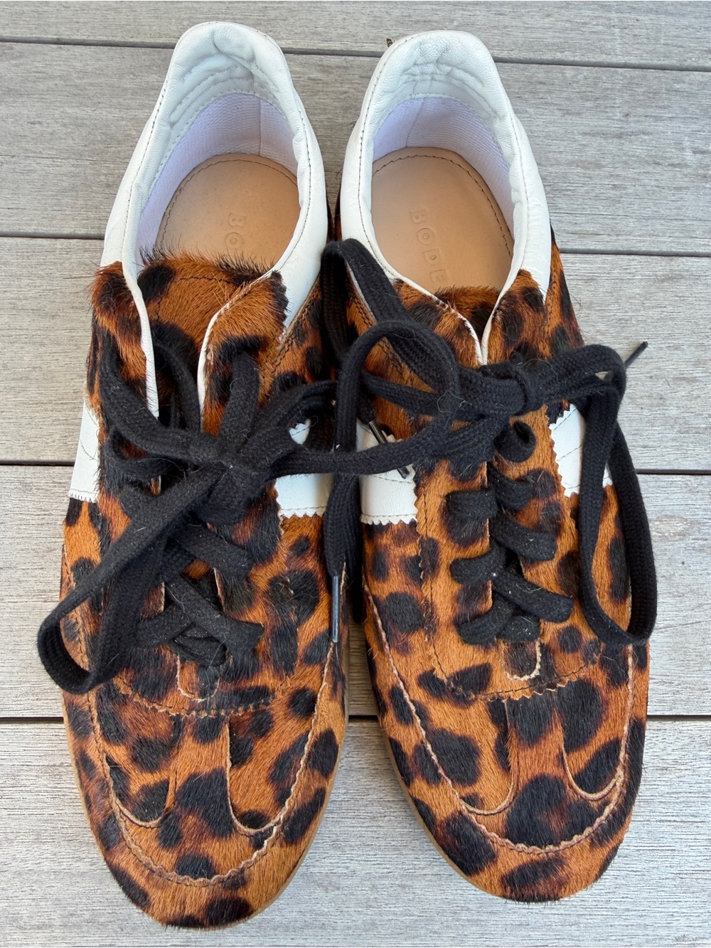 Boden Erin Leopard Calf Hair Lace-Up Sneakers - Brown in size 8.5/9 - Picture 3 of 6
